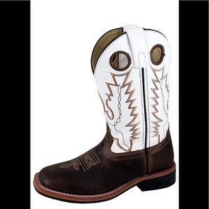 NIB White cowboy boots 4.5 boys 6.5 / 7 women’s
